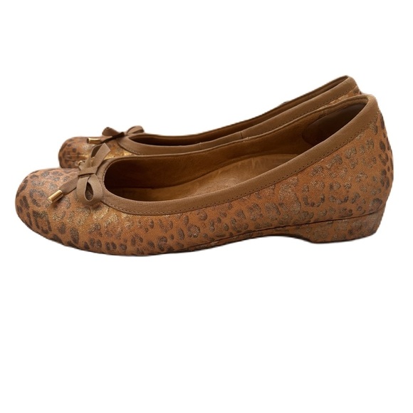 Vionic Olivia Orthopedic Ballet Flats Metallic Leopard Print Leather Size‎ 7.5 - Picture 1 of 7